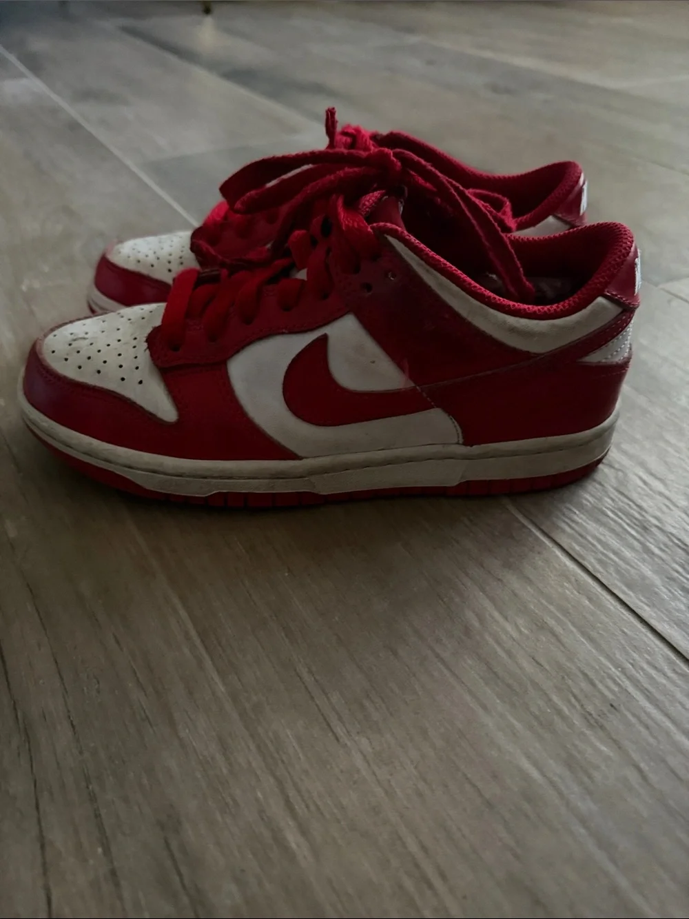 Kids Red and White Low-Top Nike Sneakers size 3.5